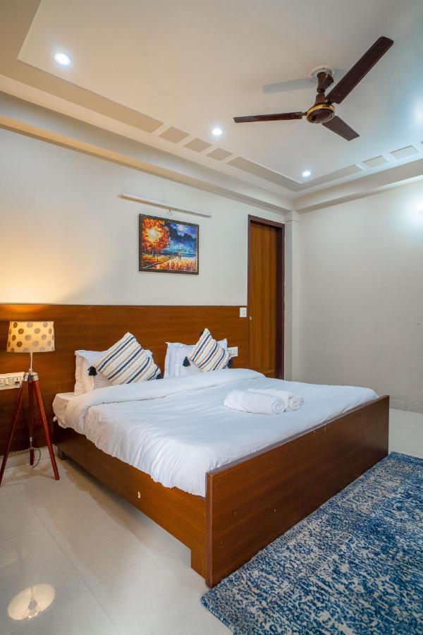 The Lodgers 2 Bhk Serviced Apartment Infront Of Artemis Hospital Gurgaon Exterior photo