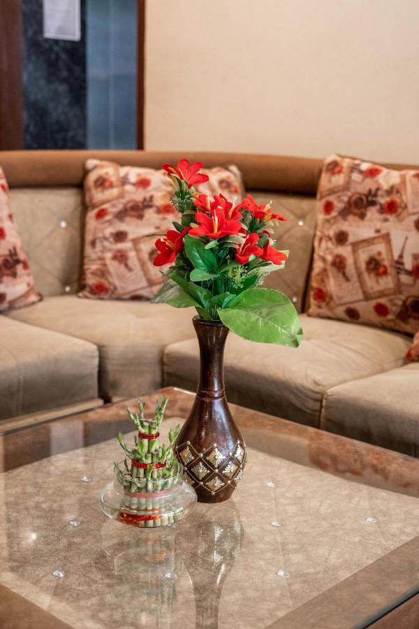 The Lodgers 2 Bhk Serviced Apartment Infront Of Artemis Hospital Gurgaon Exterior photo