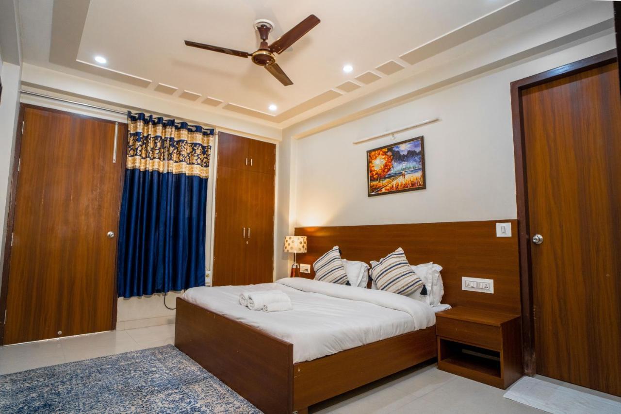 The Lodgers 2 Bhk Serviced Apartment Infront Of Artemis Hospital Gurgaon Exterior photo