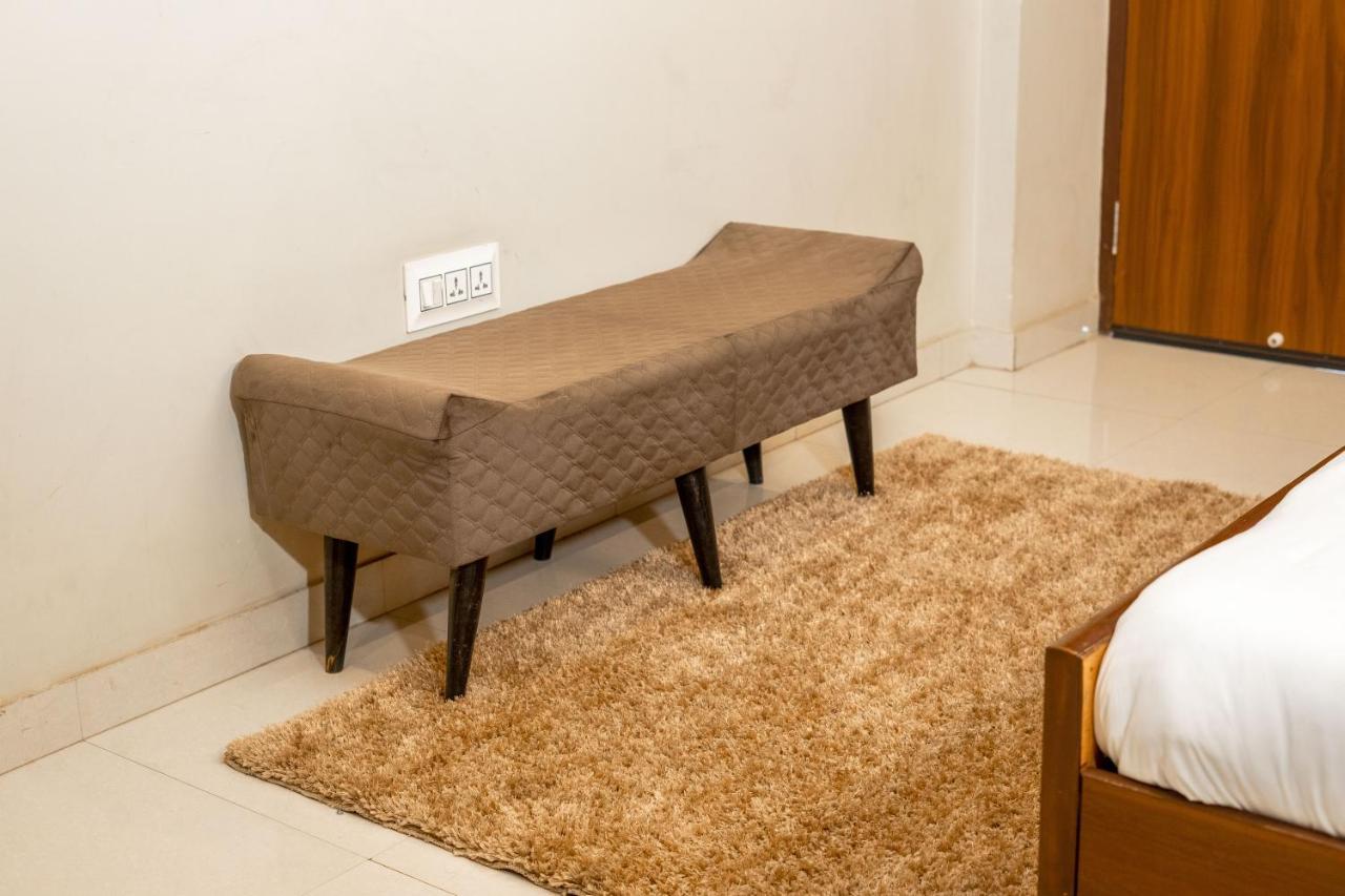 The Lodgers 2 Bhk Serviced Apartment Infront Of Artemis Hospital Gurgaon Exterior photo
