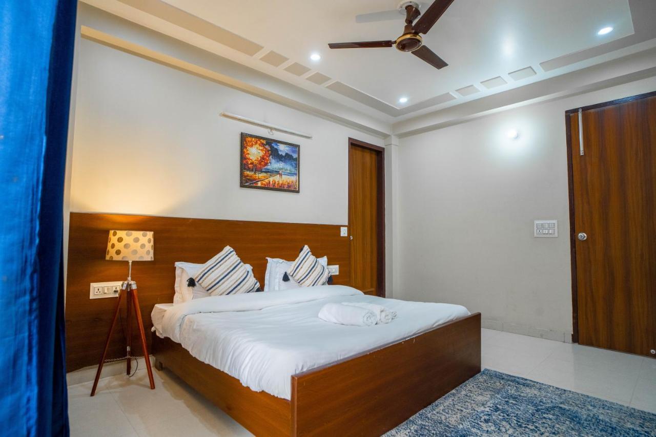 The Lodgers 2 Bhk Serviced Apartment Infront Of Artemis Hospital Gurgaon Exterior photo