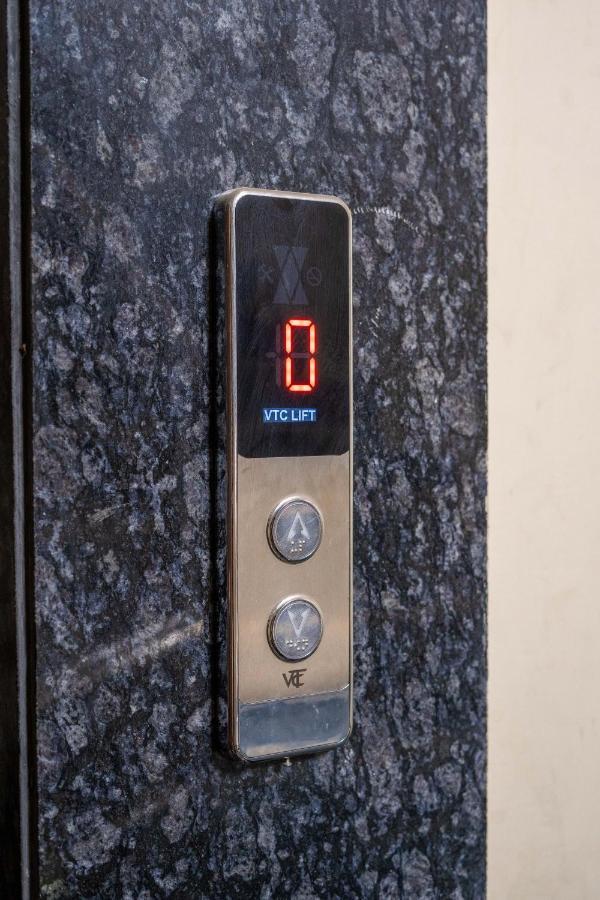 The Lodgers 2 Bhk Serviced Apartment Infront Of Artemis Hospital Gurgaon Exterior photo